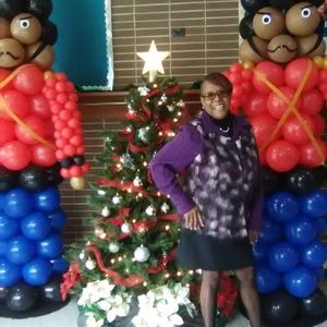 Meet your Posher, Linda